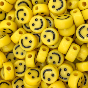 Smiley beads acrylic 10mm, per 10 pieces